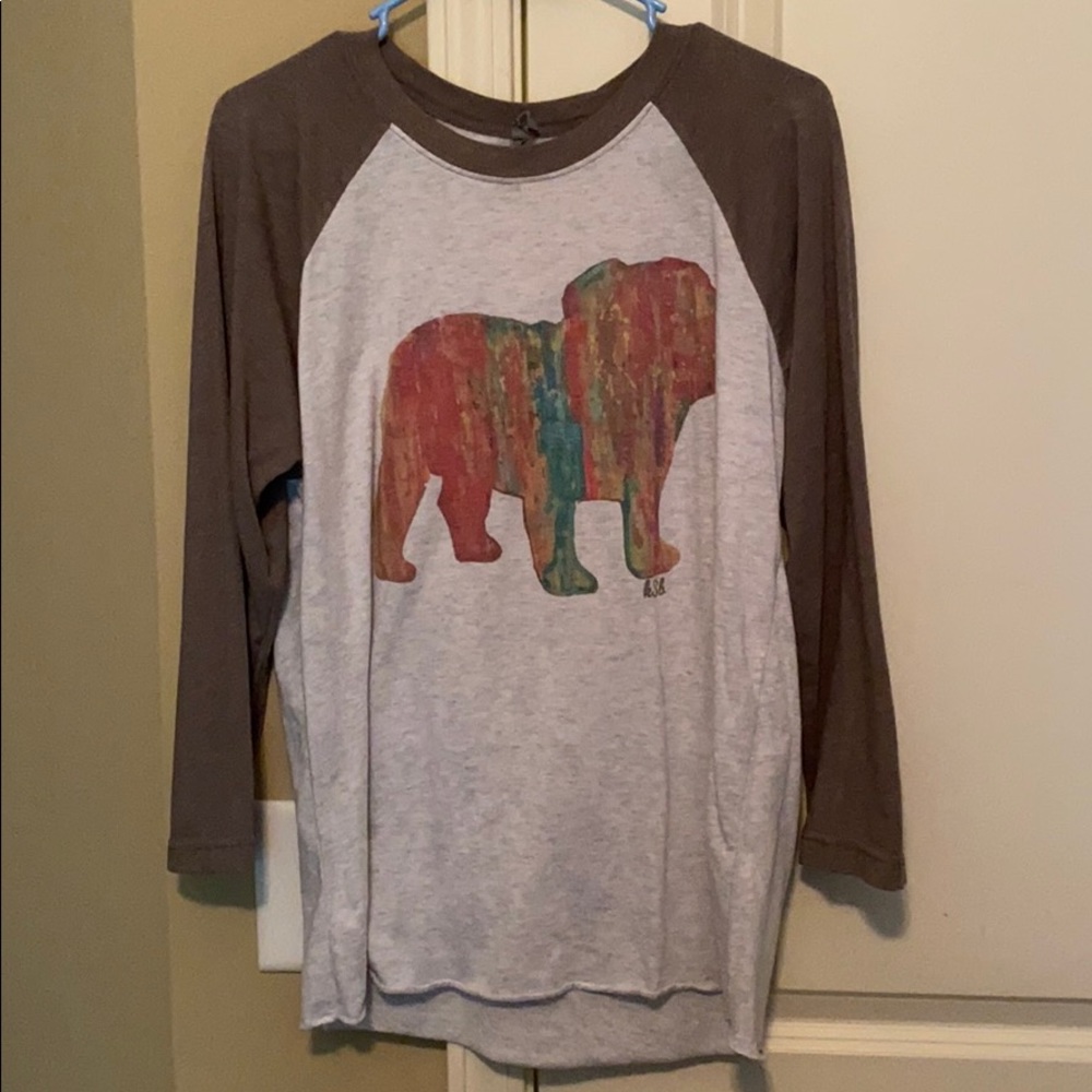 Bulldog baseball style shirt